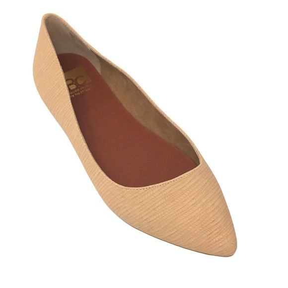 BC REBEL SLIP ON FLATS POINTED TOE ASYMMETRICAL VAMP NEUTRAL NUDE SIZE 7 NWT - Picture 9 of 16